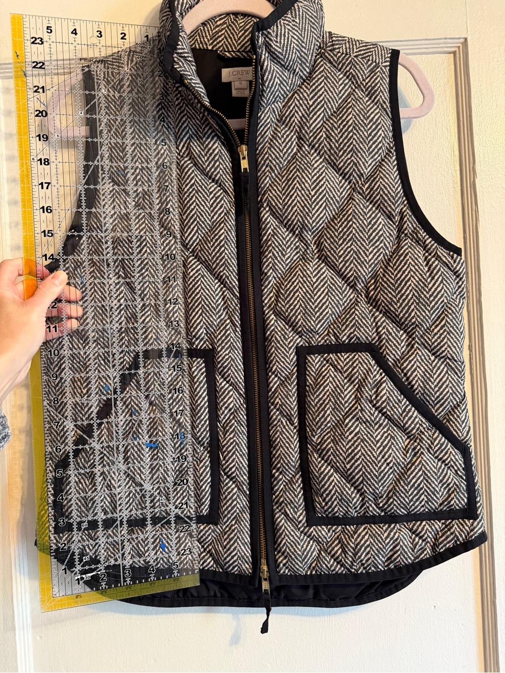 J. Crew Women's Quilted Herringbone Vest in Black & White - Picture 5 of 5